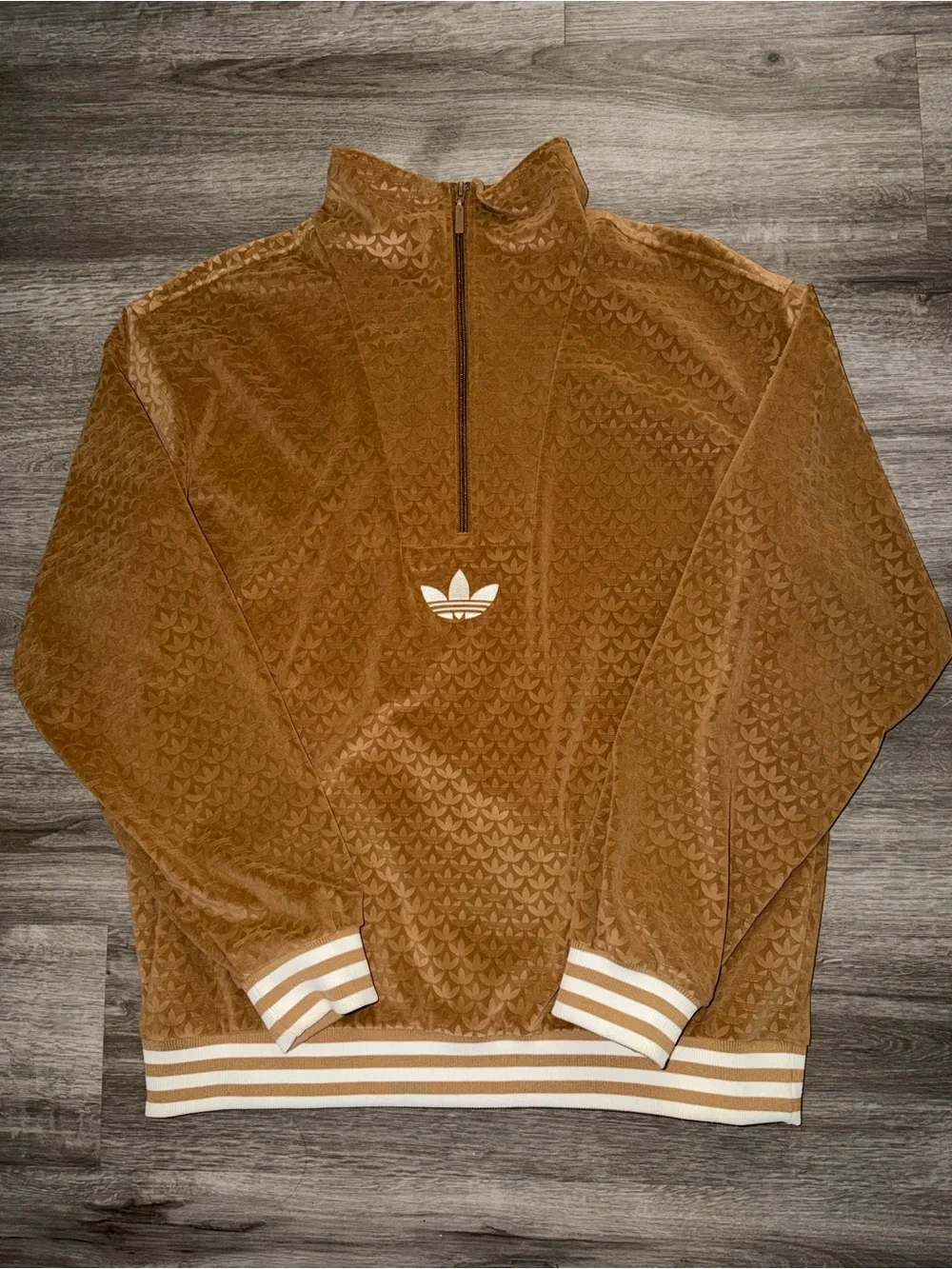 Adidas Original adicolor 70s unisex velour fleece top limited edition